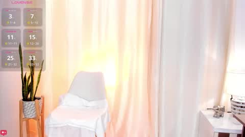 Snapshot of sally_azmani chatting on September 11, 1:34 pm Silvia online show from September 11, 1:34 pm