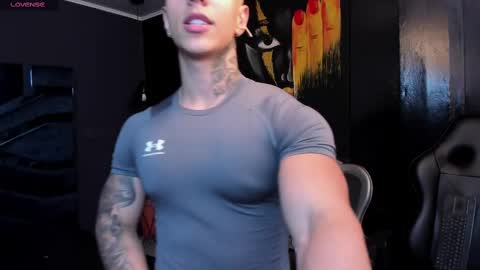 Snapshot of salvatore_damore chatting on September 21, 2:26 am SALVATORE online show from September 21, 2:26 am