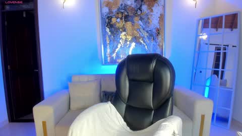 Snapshot of samanthaklein_ chatting on February 7, 3:24 am Samantha Klein online show from February 7, 3:24 am
