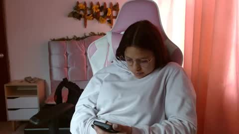 Samantha online show from February 12, 7:35 pm