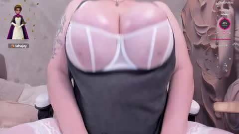 Snapshot of sanata_james chatting on September 18, 4:49 am Sanata James online show from September 18, 4:49 am