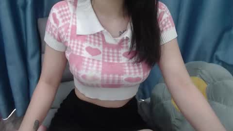 Snapshot of sanatokii chatting on September 9, 2:22 am Sana online show from September 9, 2:22 am