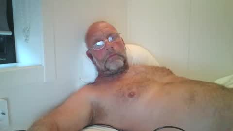 Snapshot of sandnesrune523 chatting on September 17, 5:11 am sandnesrune523 online show from September 17, 5:11 am