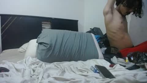 Snapshot of santiagoxxxtreme_ chatting on December 14, 7:40 am Santiago online show from December 14, 7:40 am