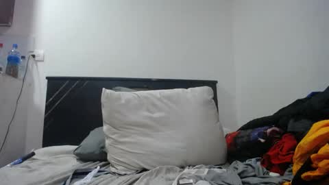 Snapshot of santiagoxxxtreme_ chatting on December 30, 5:15 am Santiago online show from December 30, 5:15 am