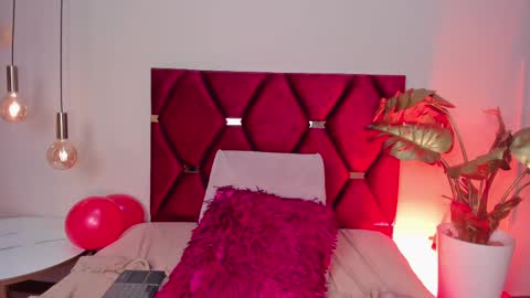 SaraBloom online show from March 12, 9:56 pm