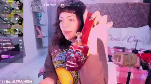 Loren online show from February 19, 7:37 pm