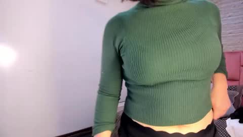 Snapshot of sarahdeyvis chatting on March 10, 1:10 pm Sarah Deyvis online show from March 10, 1:10 pm