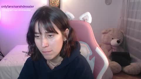 Snapshot of sarahdressler chatting on February 15, 2:37 am sarahdressler online show from February 15, 2:37 am