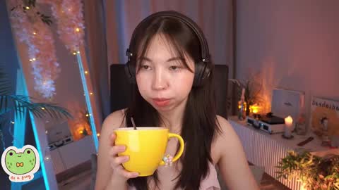 Snapshot of sarahson chatting on March 9, 5:22 am vacation 16-30 of november caucht me in insta online show from March 9, 5:22 am