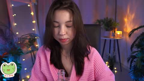 Snapshot of sarahson chatting on February 8, 5:29 am vacation 16-30 of november caucht me in insta online show from February 8, 5:29 am