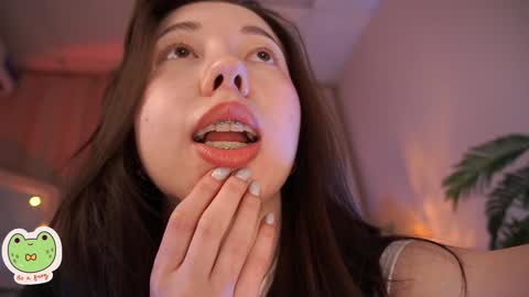 Snapshot of sarahson chatting on February 2, 8:45 am vacation 16-30 of november caucht me in insta online show from February 2, 8:45 am