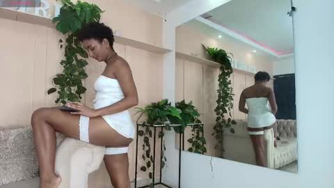 Saray Mardez online show from February 14, 1:18 pm
