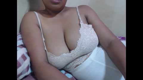 saronette online show from February 19, 12:11 pm