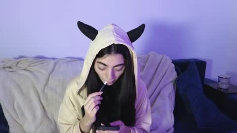 Sasha online show from December 6, 8:01 pm