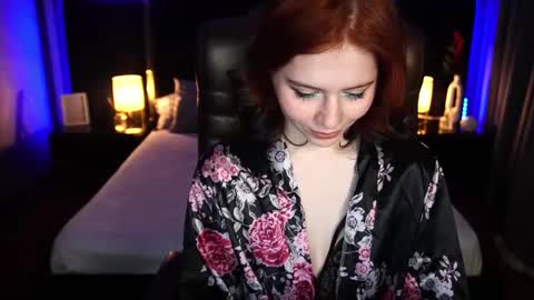 Snapshot of sasha_exclusive chatting on February 21, 6:48 pm Sasha Exclusive online show from February 21, 6:48 pm