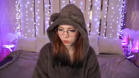 Snapshot of sasha_exclusive chatting on February 9, 8:13 pm Sasha Exclusive online show from February 9, 8:13 pm