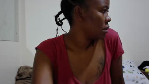 sassy_bella online show from March 3, 6:46 pm