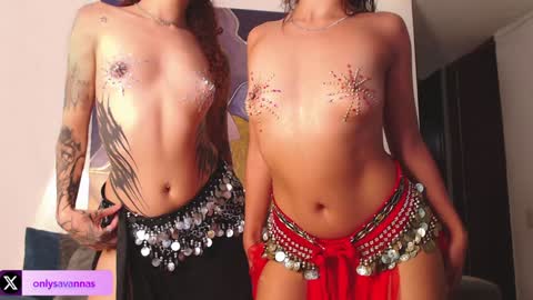 Savannaredhair 33 Angelebony33 online show from January 2, 10:33 pm