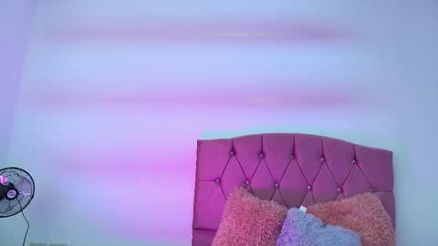 scarlet_musex online show from September 20, 12:30 pm