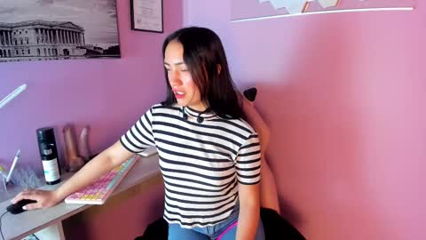 Snapshot of scarlett__fox__ chatting on February 25, 11:10 am SCARLETT FOX online show from February 25, 11:10 am