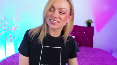 scarlett_blake11 online show from September 12, 5:31 am