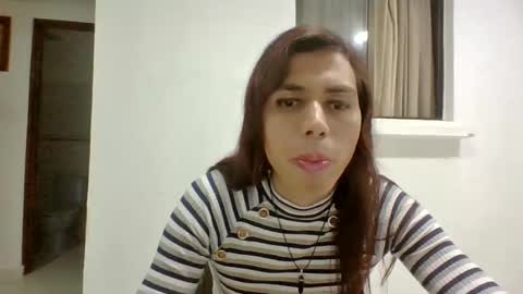 Snapshot of scarlettserna chatting on February 23, 6:34 pm scarlettserna online show from February 23, 6:34 pm