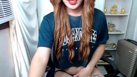 Snapshot of scarletxxxx chatting on January 15, 3:22 am Queen Scarlet online show from January 15, 3:22 am