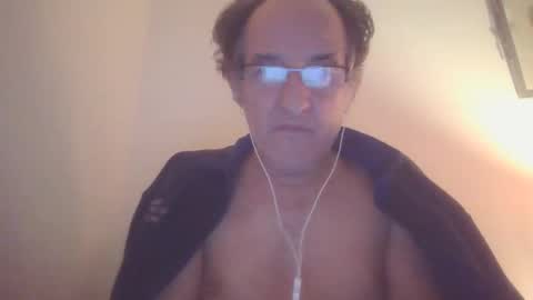 scotchwhieskie online show from December 2, 11:35 pm