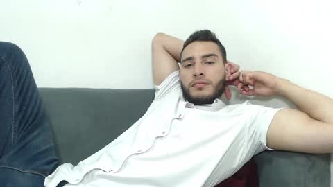 seank_noszka online show from February 13, 9:06 pm