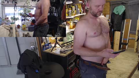 Snapshot of seattlemanwhore chatting on January 21, 9:04 pm Seattlemanwhore online show from January 21, 9:04 pm