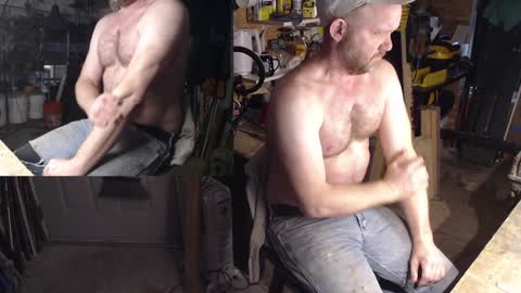 Snapshot of seattlemanwhore chatting on January 19, 3:21 pm Seattlemanwhore online show from January 19, 3:21 pm