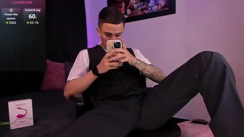 Snapshot of sebas_maverick chatting on September 20, 3:53 am Sebastian online show from September 20, 3:53 am