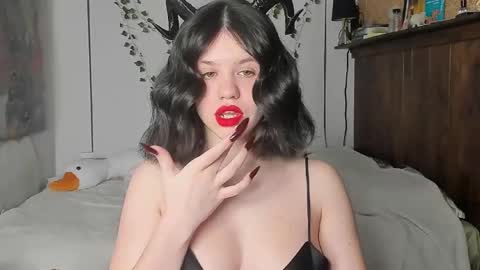 Snapshot of secretqueen_x chatting on February 18, 8:58 pm Anna online show from February 18, 8:58 pm