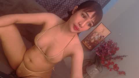 Julia Starlette online show from January 28, 9:30 am