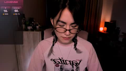 Snapshot of selectrra chatting on February 19, 12:00 pm selectrra online show from February 19, 12:00 pm