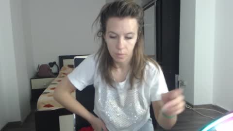 Snapshot of sellena_angels chatting on March 4, 9:07 am sellena_angels online show from March 4, 9:07 am