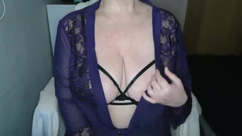 CRIS  online show from December 20, 9:32 am
