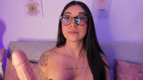 sensualhaven_ online show from January 3, 3:38 am