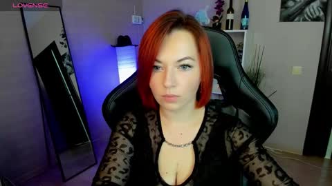 Snapshot of serena_woods chatting on September 16, 9:01 am Serena online show from September 16, 9:01 am