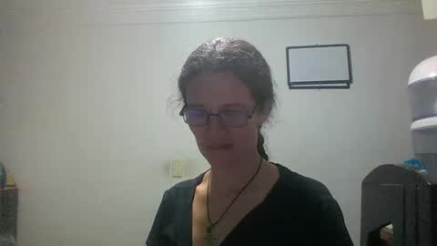 sereneclarks_ online show from February 5, 1:26 am
