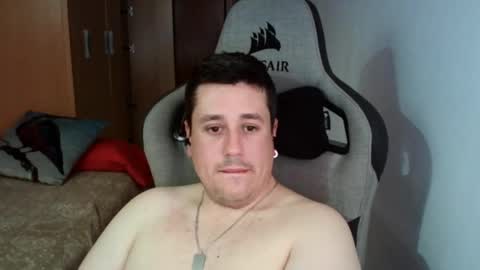 Pollos online show from February 11, 4:24 pm