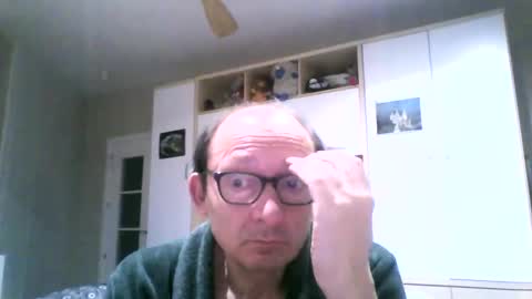 Snapshot of serrano49 chatting on December 23, 6:15 pm serrano49 online show from December 23, 6:15 pm
