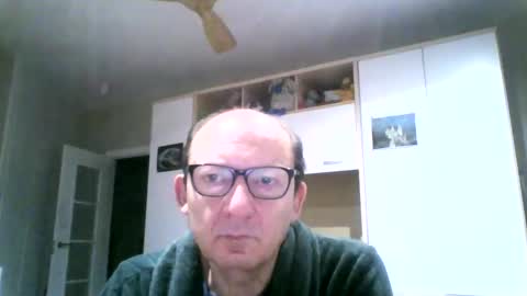Snapshot of serrano49 chatting on December 29, 2:27 am serrano49 online show from December 29, 2:27 am