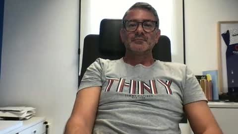 Snapshot of sesamechris92 chatting on September 15, 4:30 pm sesamechris92 online show from September 15, 4:30 pm