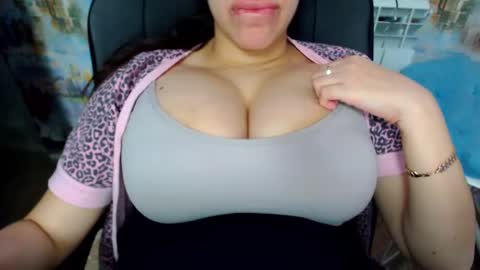 Snapshot of seu_cute chatting on February 18, 6:26 am seu_cute online show from February 18, 6:26 am