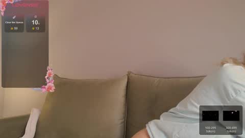 Snapshot of sexuallycorrect chatting on February 9, 2:40 pm Ray New video in bio online show from February 9, 2:40 pm