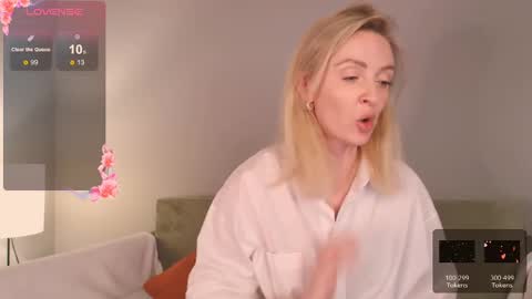 Snapshot of sexuallycorrect chatting on February 18, 4:58 pm Ray New video in bio online show from February 18, 4:58 pm