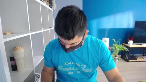 Snapshot of sexxxdickbig chatting on February 16, 1:16 pm Tommy online show from February 16, 1:16 pm