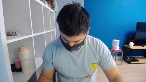 Snapshot of sexxxdickbig chatting on March 4, 9:40 am Tommy online show from March 4, 9:40 am